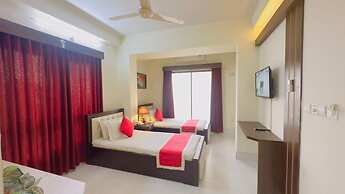 Hotel Grand Circle Inn