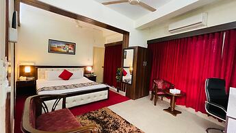 Hotel Grand Circle Inn