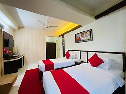 Hotel Grand Circle Inn