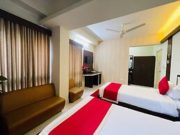 Hotel Grand Circle Inn