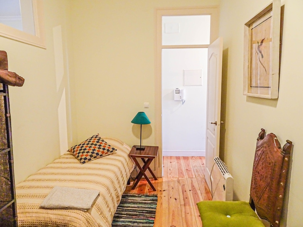 Castelo Terrace Apartments