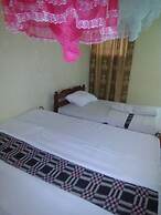 Green Court Hotel