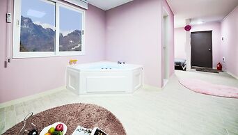 Eco Land Pension
