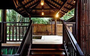 Samoeng Center