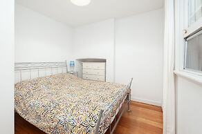 Charming Centrally Located 2 Bedroom Accommodation