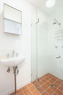 Charming Centrally Located 2 Bedroom Accommodation