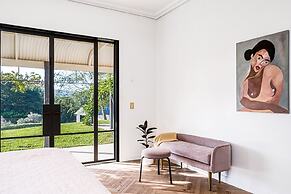 Your Luxury Escape - Fairway