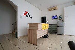 OYO 2869 Ionia Homestay