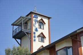 Cloud Falls Resort