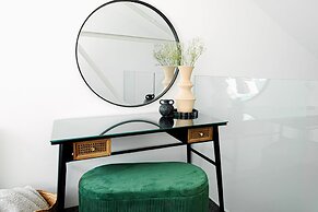 RWY Suite48