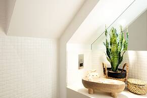 RWY Suite48