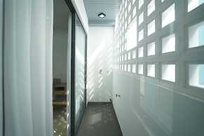 Han Apartment