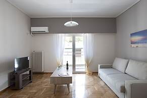 Zan Moreas A Simple & Minimal Apartment