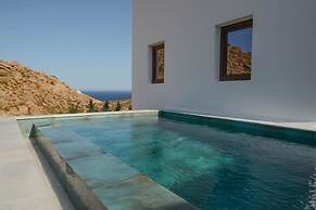 Charisma Hotel and Wellness Suites