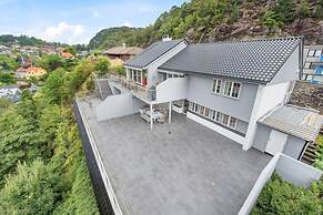 Øyjorden Apartment