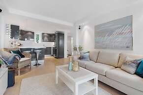 Øyjorden Apartment