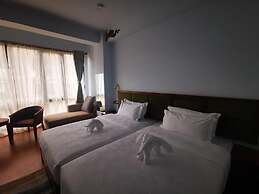 Ludrong Hotel