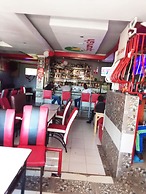 Spanish Lodge Hotel