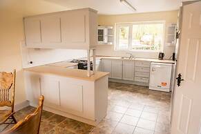 3-bed House in Clonmany With Panoramic Hillside Se