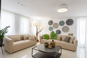 Phaos at Cellaria Estate