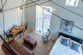 B2 Lofts