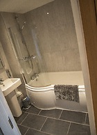 Pullman House Serviced Apartments