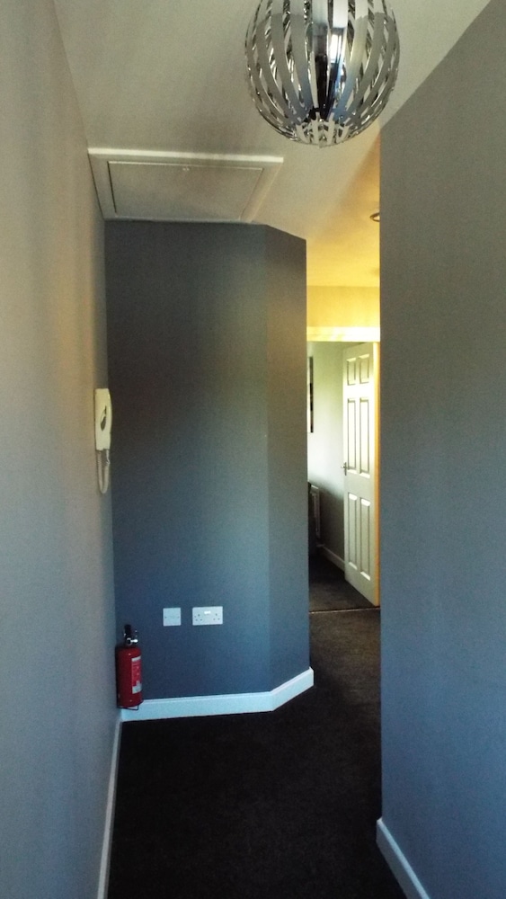 Pullman House Serviced Apartments