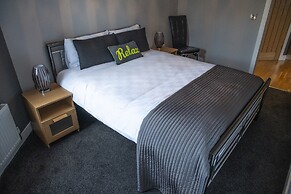 Pullman House Serviced Apartments