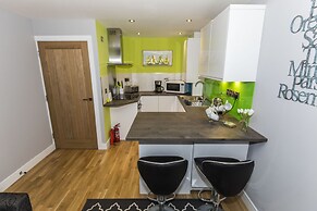 Pullman House Serviced Apartments