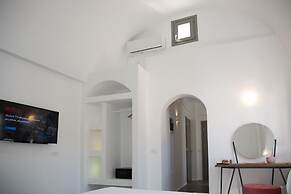 Amphitrite Suites Santorini
