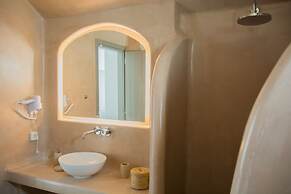 Amphitrite Suites Santorini