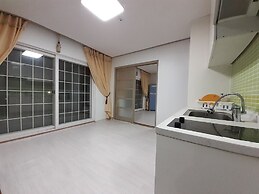 Jebudo Yeonliji Pension