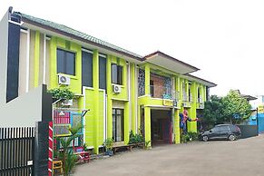 SPOT ON 2815 Hotel Damai