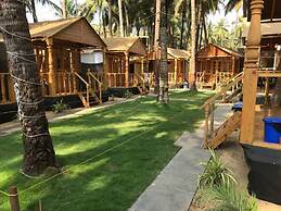 Clara's Huts