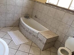 Hazelonz Guest House