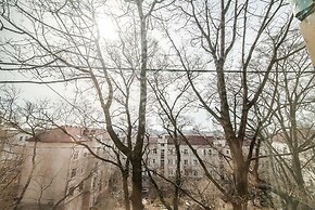 Apartment on Pushkinskaya 18