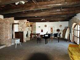 Room-castello dei Diamanti