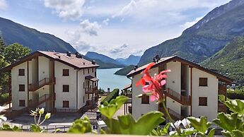 Molvenolago Apartments