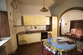 Rustic Tuscan Apartment