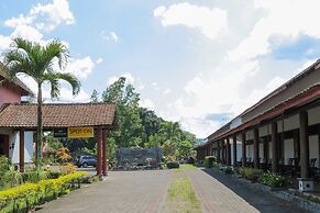 OYO 2465 Hotel Raung View
