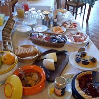 Podere Ficareto Farm