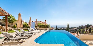 Resitour - Perneri Villas
