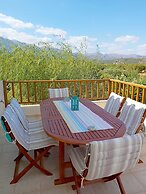 Villa Armonia, Everything Is In Harmony