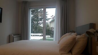 h-sa Guest House