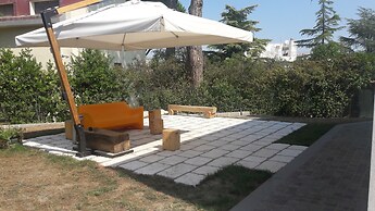 h-sa Guest House