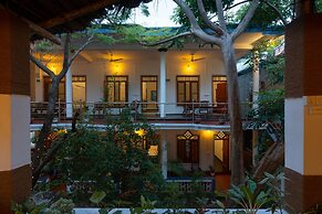 Arugambay Resort