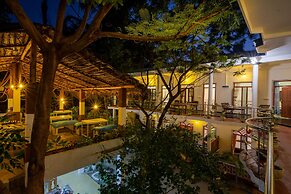 Arugambay Resort