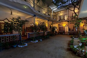 Arugambay Resort