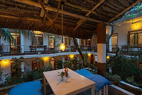 Arugambay Resort