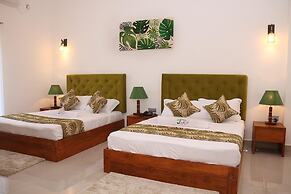 J Leaf Hotel